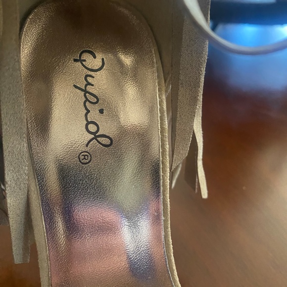 Stunning fringe stilettos, size 6, suede - Picture 4 of 5